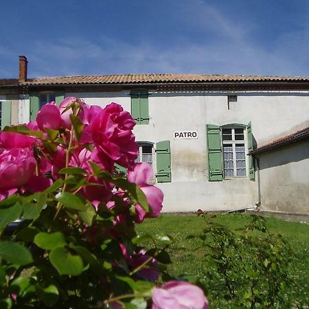 Penzion L'Ancien Patronage Caumont-sur-Garonne Exteriér fotografie